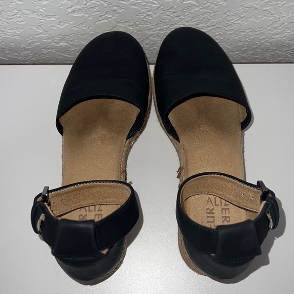 COPY - Naturalizer Black Platform Espadrilles - Picture 5 of 8